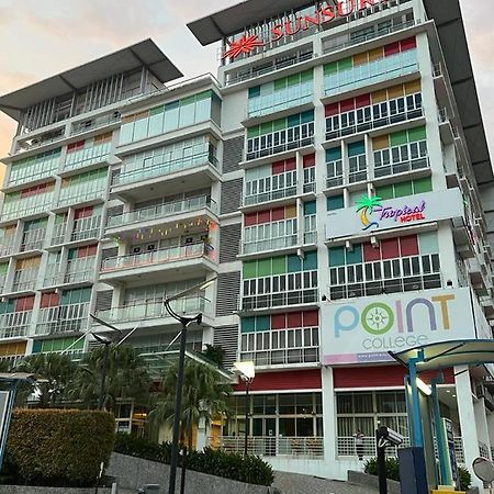 Tropical Hotel Kota Damansara 八打灵再也 外观 照片